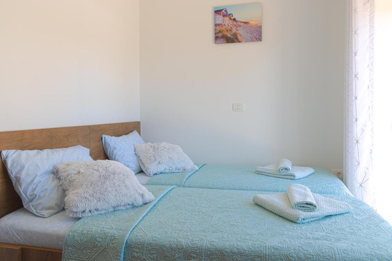 Villa Umag Seafront Екстериор снимка