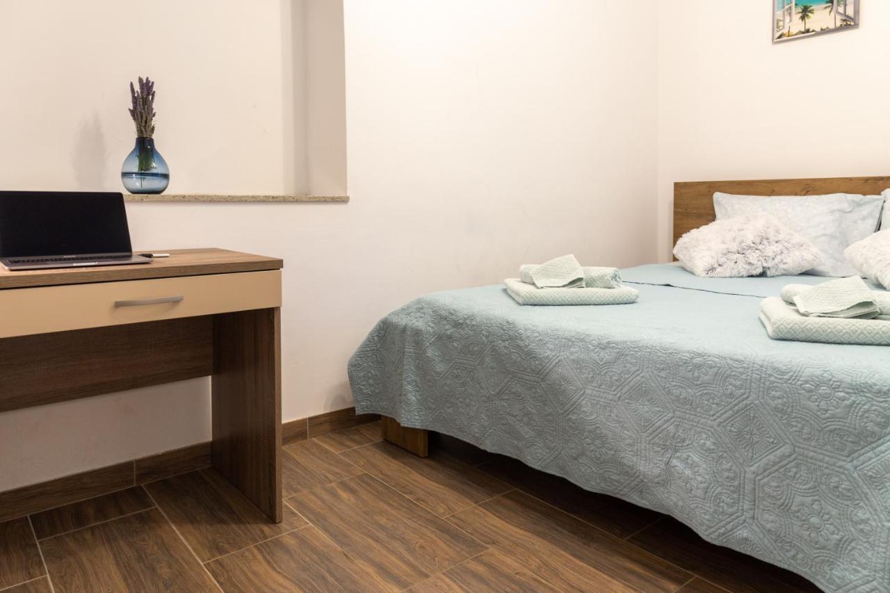 Villa Umag Seafront Екстериор снимка