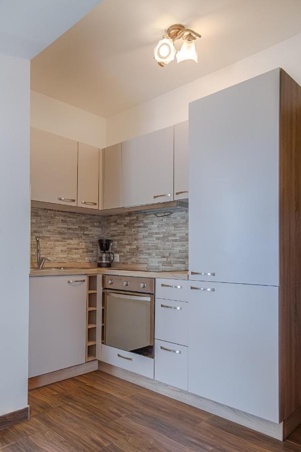 Villa Umag Seafront Екстериор снимка